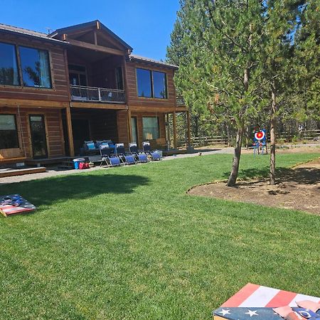 Beautiful Riverfront Near Mt Bachelor With Hot Tub Bend Exterior foto