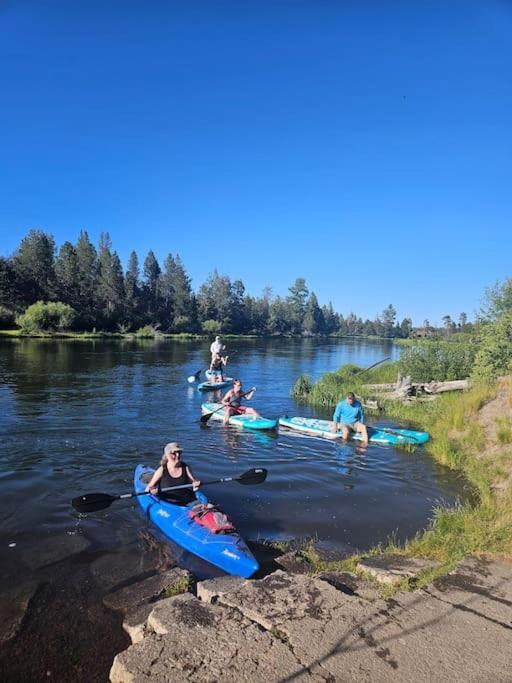 Beautiful Riverfront Near Mt Bachelor With Hot Tub Bend Exterior foto