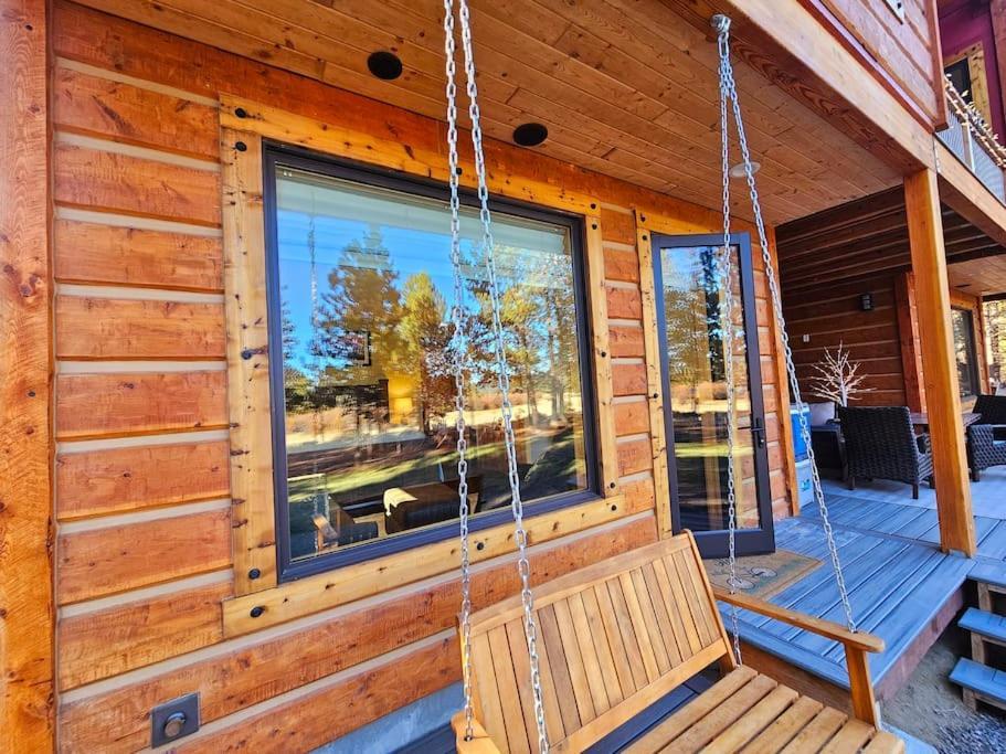 Beautiful Riverfront Near Mt Bachelor With Hot Tub Bend Exterior foto